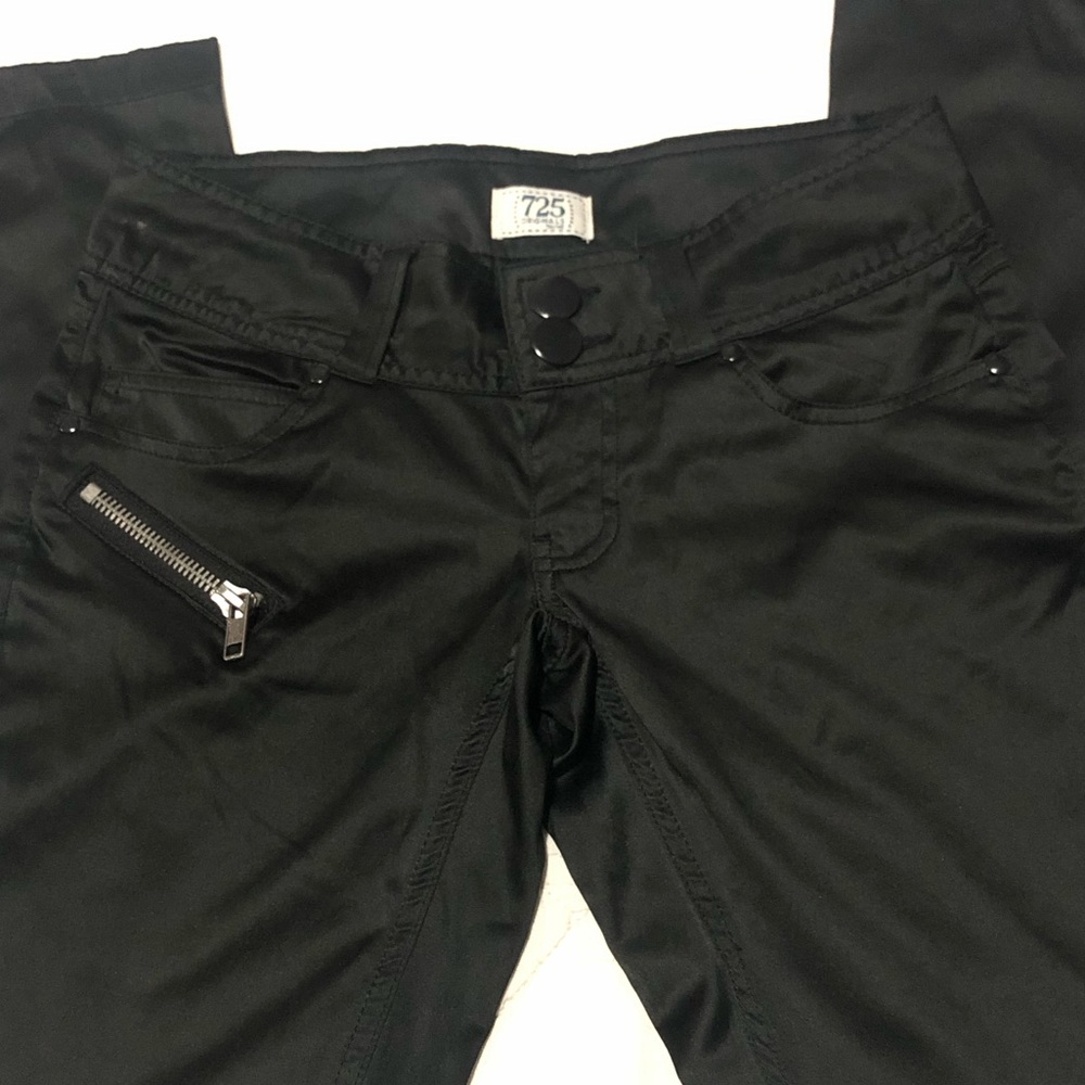 725 | Shinny Black Pants | Size 3